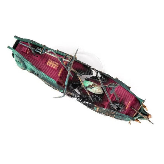 Aquarium Decoration with Sunken Boat and Realistic Design