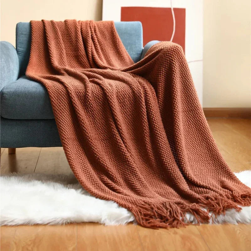 Blanket with Merino-Style Design and Tassels