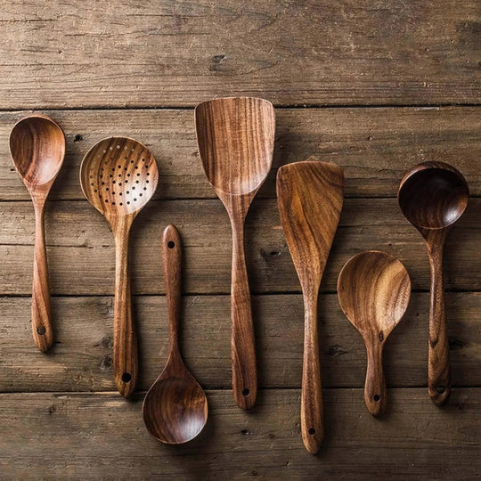 Cookware Set with Teak Utensils and Eco-Friendly Design