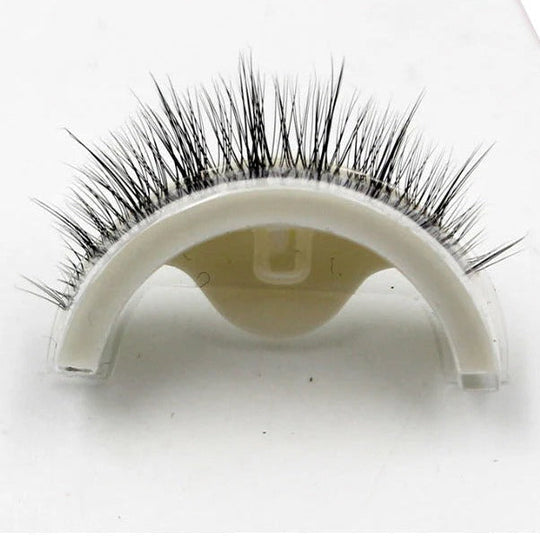 Eyelashes with Self-Adhesive and Reusable Design