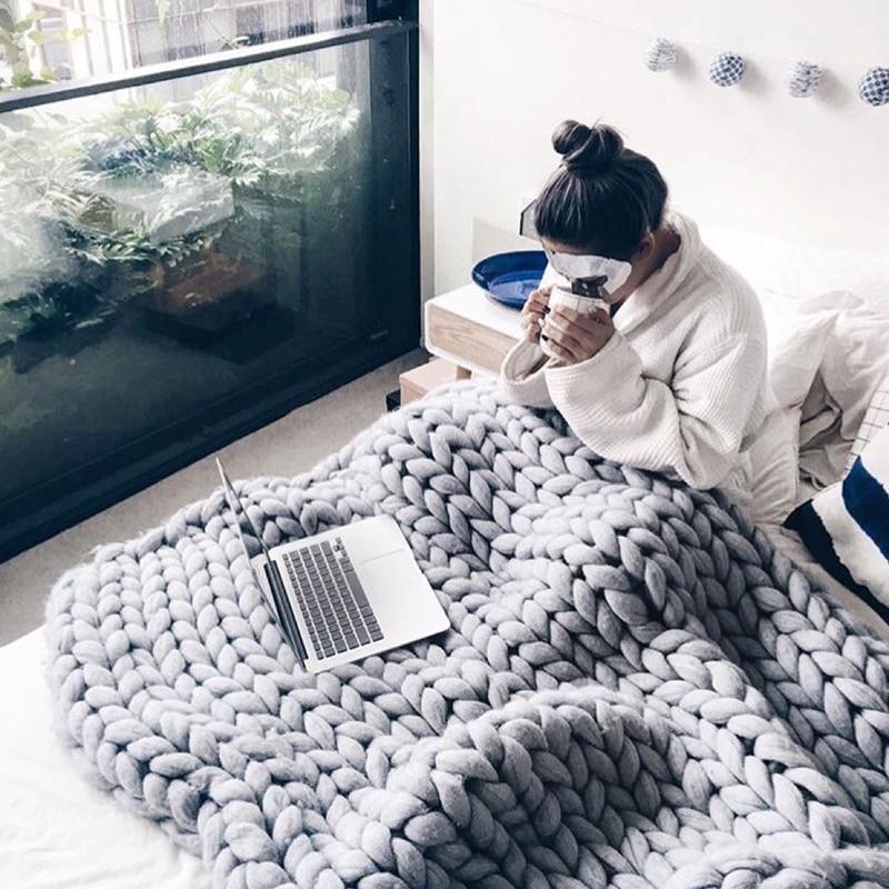 Knit Blanket with Soft Fabric and Decorative Style