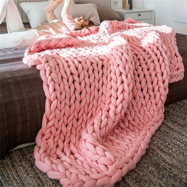 Knit Blanket with Soft Fabric and Decorative Style