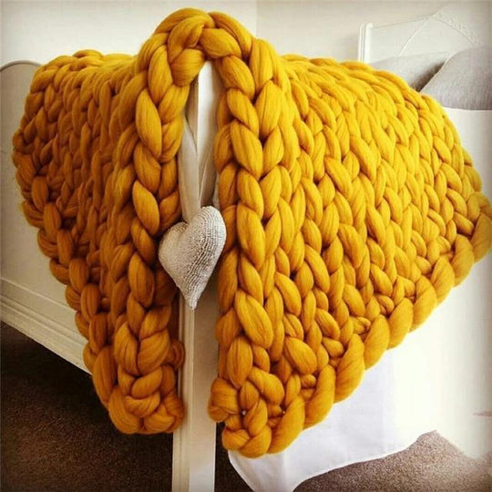 Knit Blanket with Soft Fabric and Decorative Style