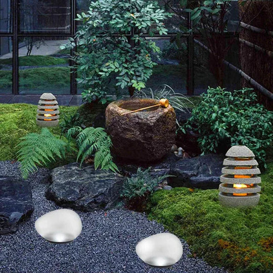 Landscape Lights with Solar Power and Modern Design