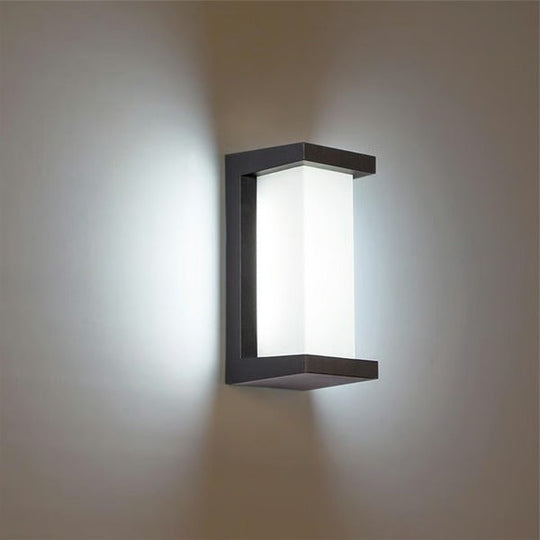 Outdoor Lighting with Modern LED Design and Wall Mounting