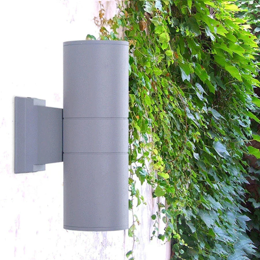 Outdoor Wall Light with LED Illumination and Aluminum Design