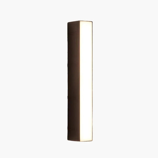 Outdoor Wall Light with LED Illumination and Vertical Design