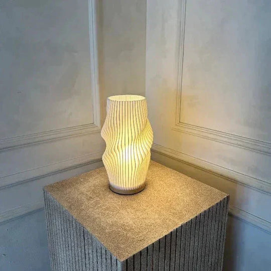Table Lamp with USB Power and Dimmable Light
