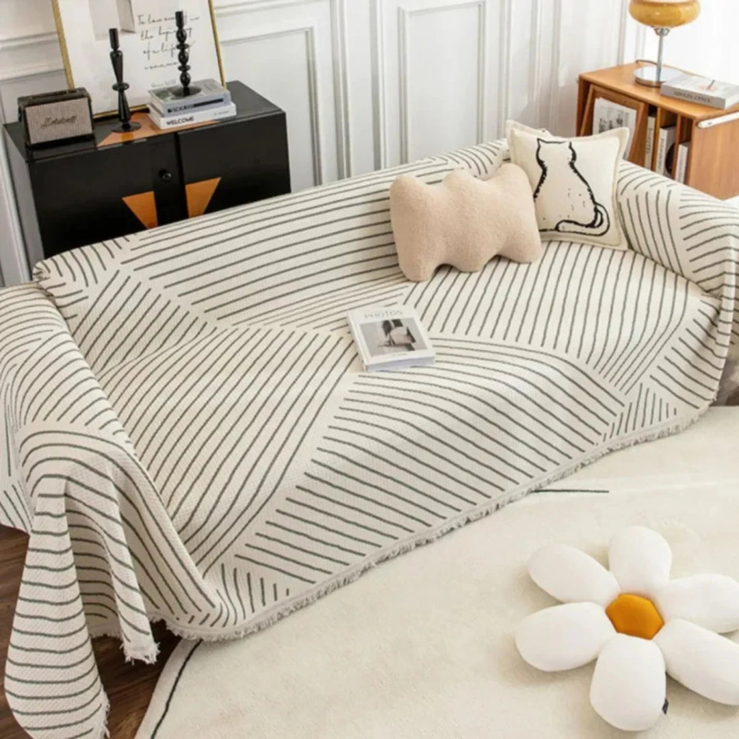 Throw Blanket with Scandinavian Design and Tassel Edge