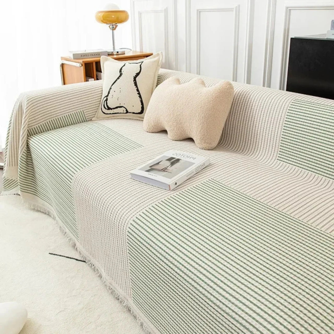 Throw Blanket with Scandinavian Design and Tassel Edge